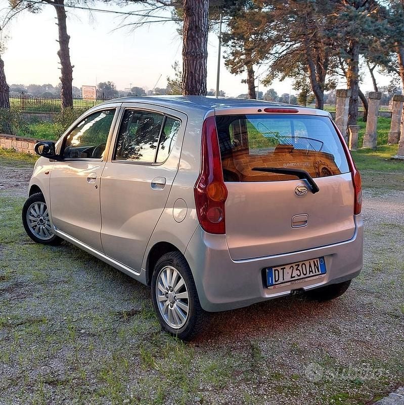 Usata Daihatsu Cuore HIRO 69 CV (50 kW) 2008 Grigio Utilitaria