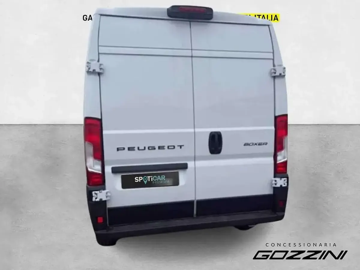 Usata Peugeot Boxer 140 CV (102 kW) 2024 Bianco Furgone