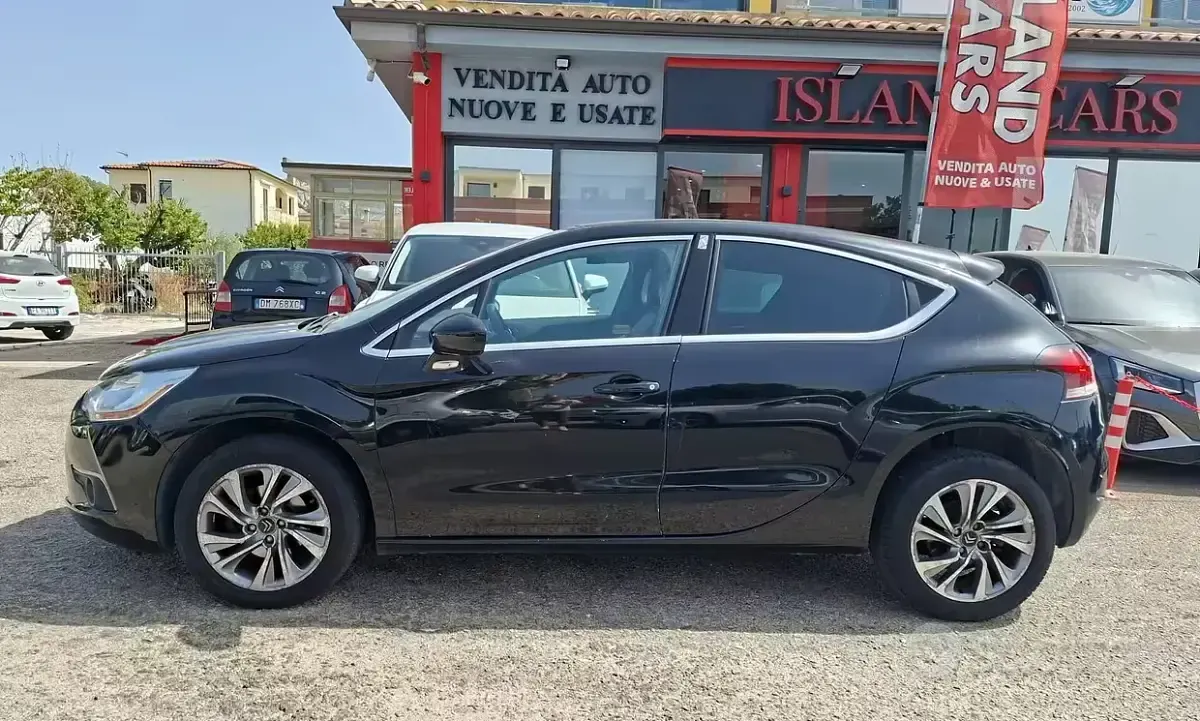 Usata DS Automobiles DS4 111 CV (81 kW) 2012 Nero Berlina