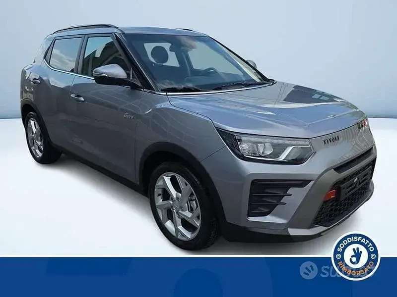 Nuova KGM Tivoli 163 CV (119 kW) 2026 Grigio SUV