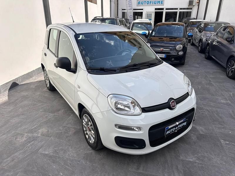 Usata Fiat Panda Easy 95 CV (69 kW) 2019 Bianco Utilitaria