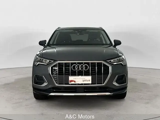 Usata Audi Q3 Advanced 150 CV (110 kW) 2025 Grigio SUV