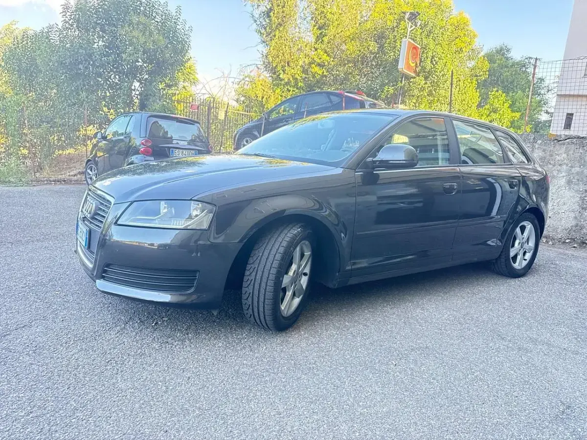 Usata Audi A3 Ambition 105 CV (77 kW) 2010 Nero Utilitaria