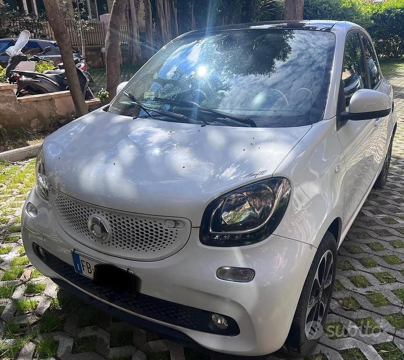 Usata Smart ForFour 2016 Bianco Utilitaria