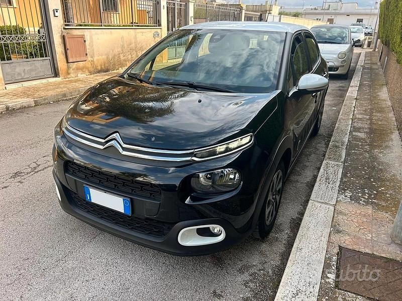 Usata Citroën C3 Shine 75 CV (55 kW) 2017 Nero Berlina