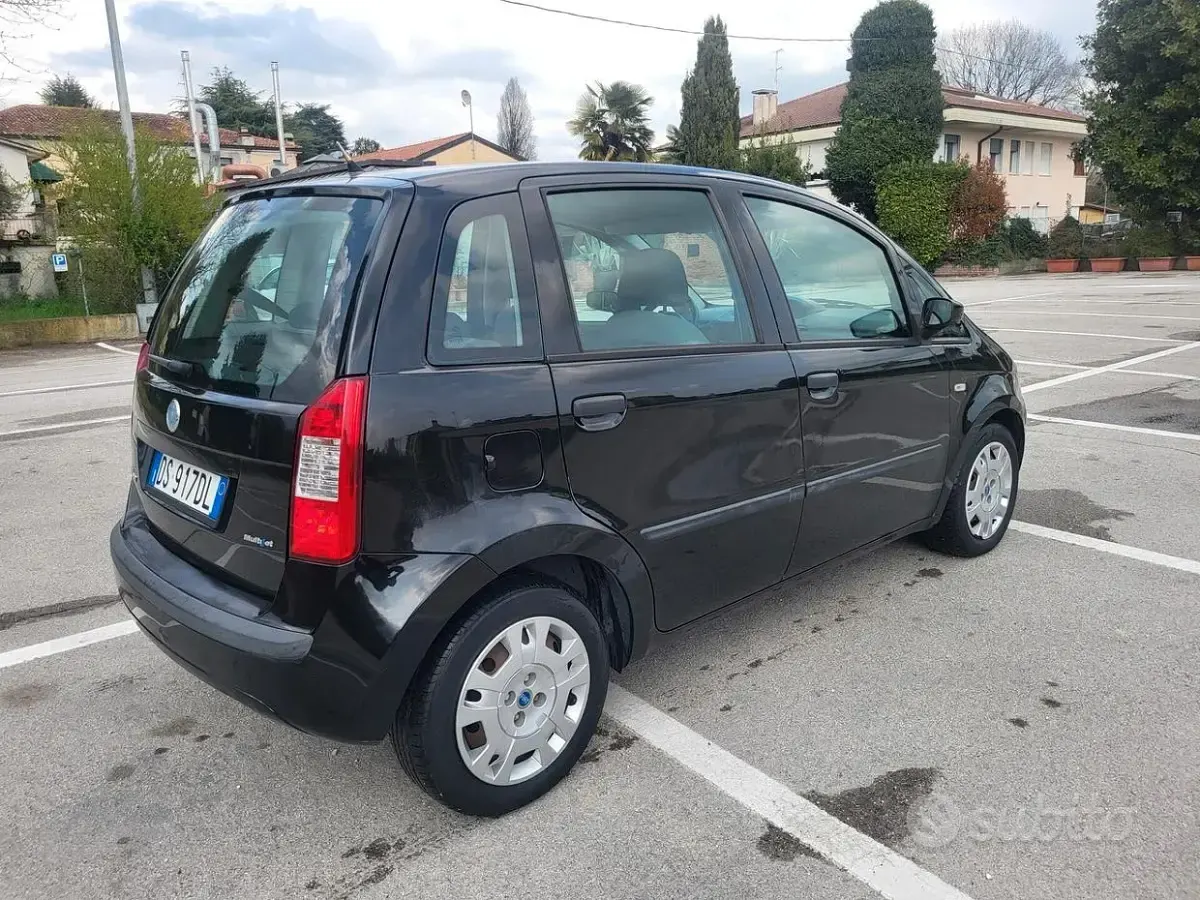 Usata Fiat Idea 90 CV (66 kW) 2008 Nero Monovolume