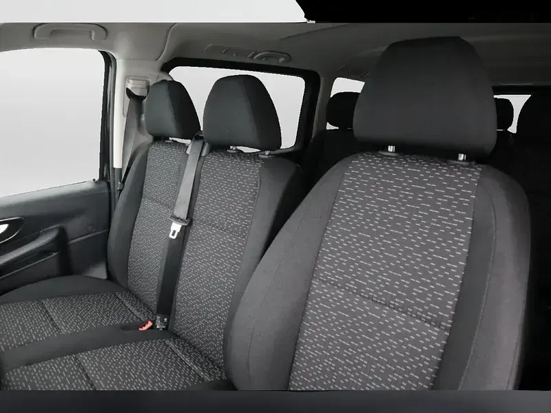 Nuova Mercedes Vito 95 CV (69 kW) 2025 Nero Furgone