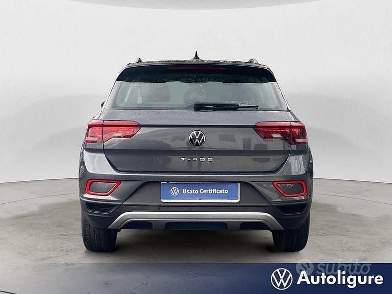Occasion VW T-Roc Life 150 PK (110 kW) 2024 Grijs SUV