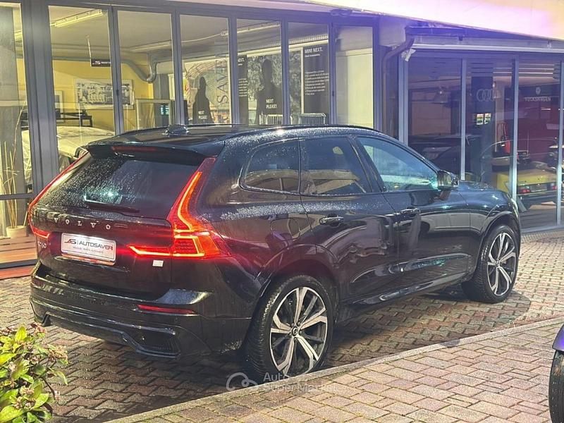 Nuova Volvo XC60 Core 197 CV (144 kW) 2025 Gray SUV