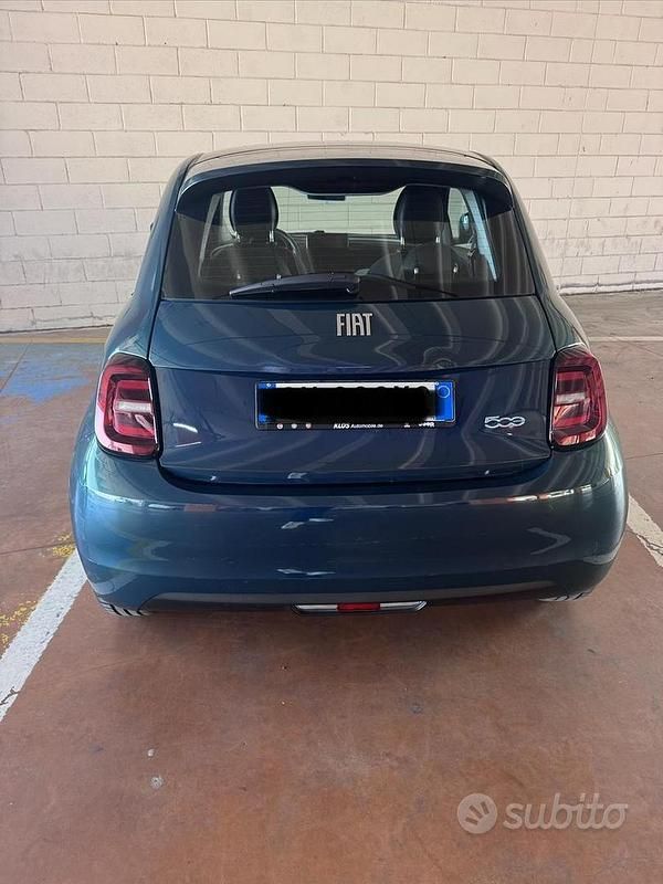 Usado Fiat 500e 69 kW (95 CV) 2024 Verde Berlina