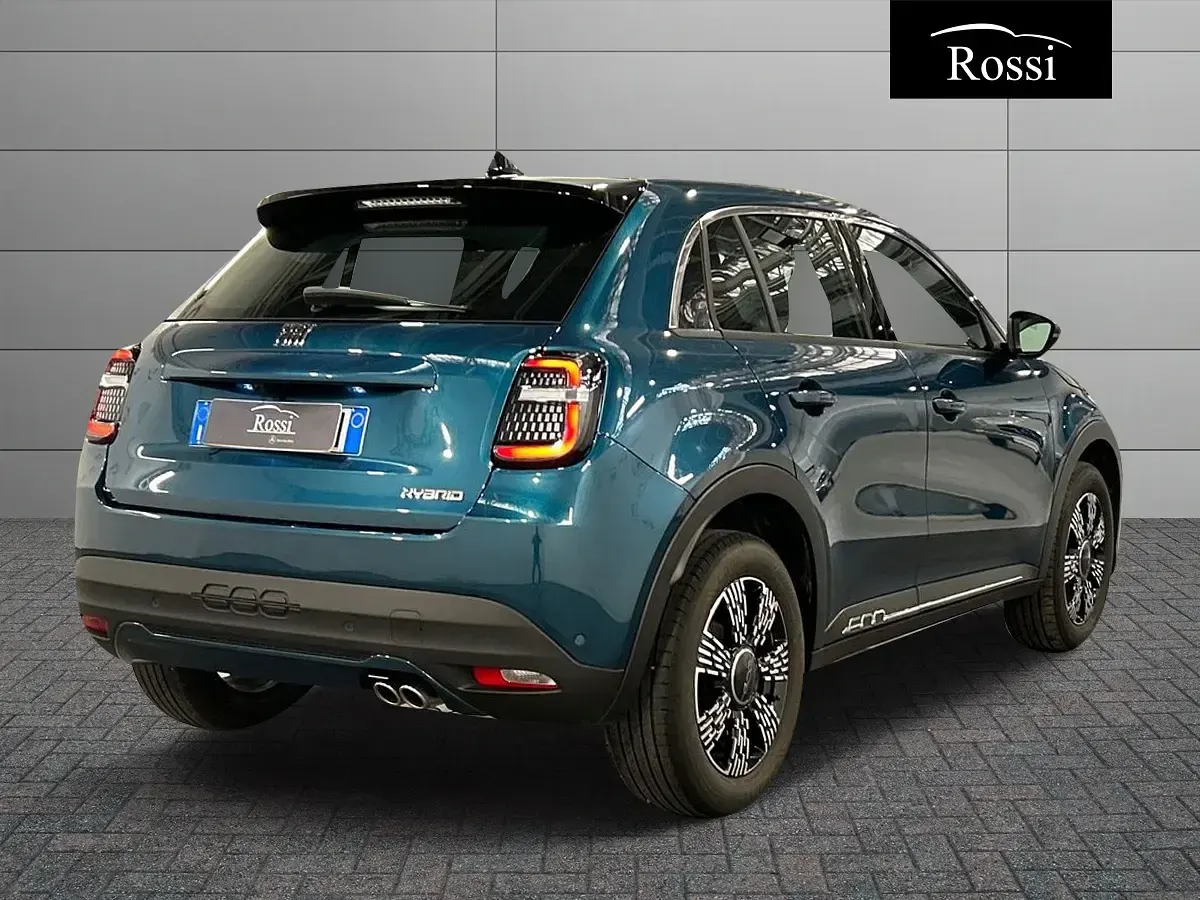 Gebraucht Fiat 600 Pop 145 PS (106 kW) 2025 Grün SUV