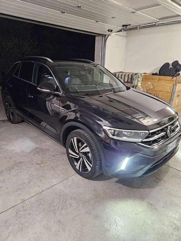 Usata VW T-Roc R-line 150 CV (110 kW) 2023 SUV