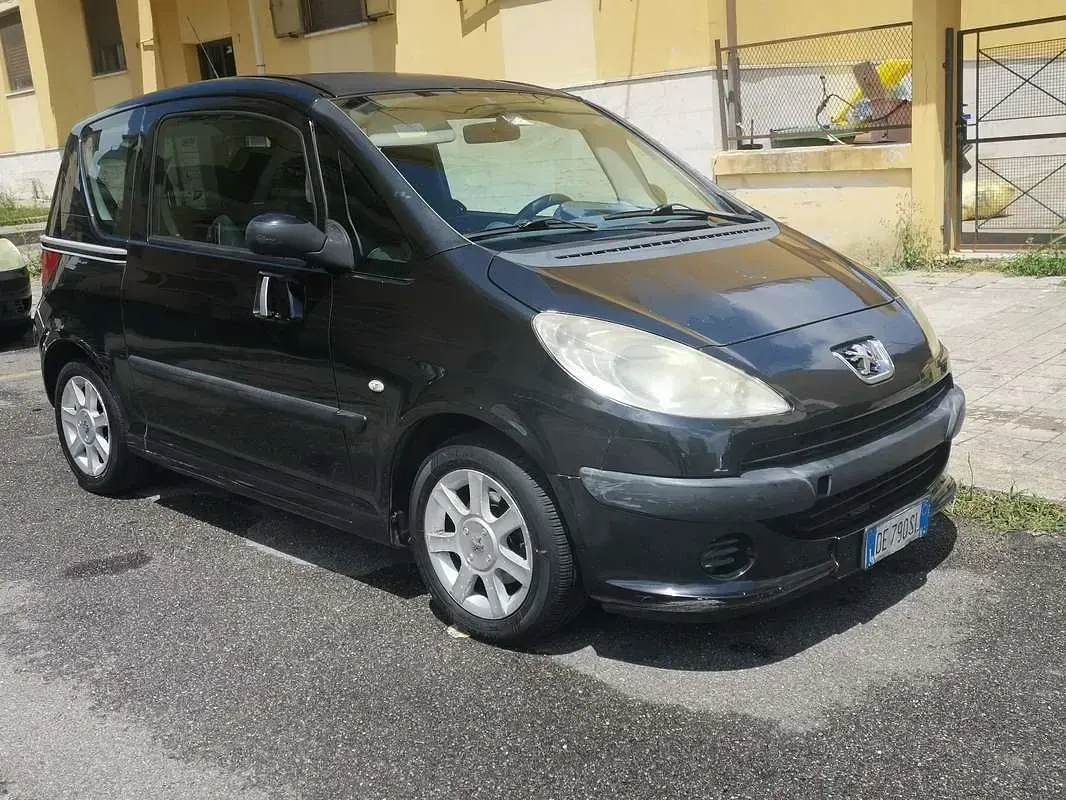 Usata Peugeot 1007 68 CV (50 kW) 2007 Monovolume