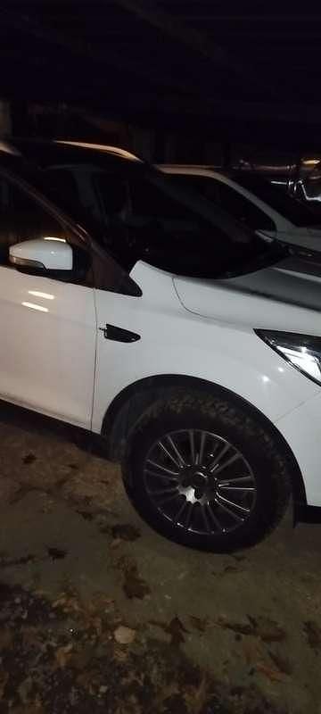 Usata Ford Kuga Titanium 163 CV (119 kW) 2014 Bianco SUV