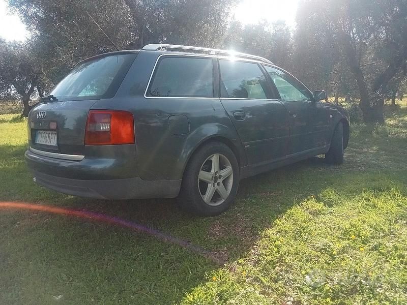 Usata Audi A6 130 CV (95 kW) 2002 Station wagon