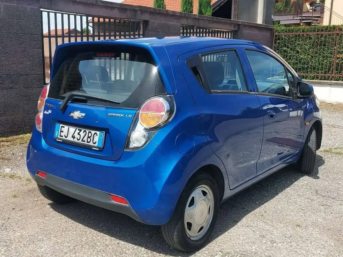 Usata Chevrolet Spark LS 68 CV (50 kW) 2011 Blu/azzurro Utilitaria