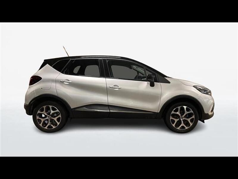 Usata Renault Captur 90 CV (66 kW) 2018 Grigio chiaro SUV
