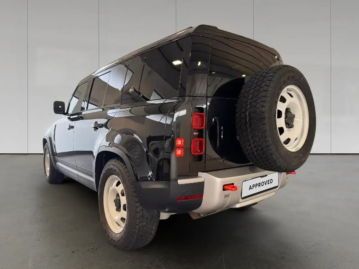 Usata Land Rover Defender 2020 Santorini black SUV