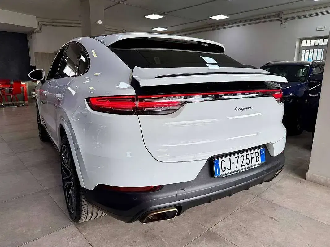 Usata Porsche Cayenne Platinum Edition 340 CV (250 kW) 2022 Bianco SUV