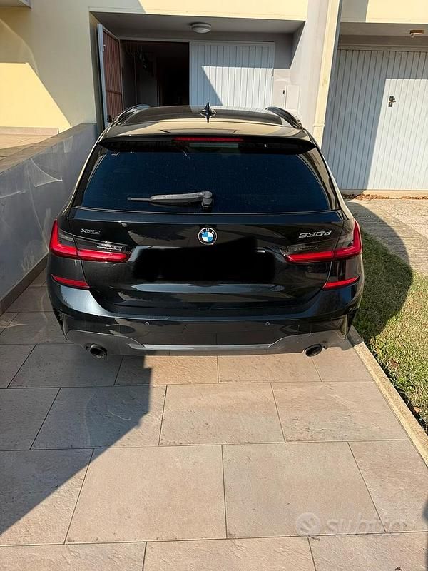 Begagnad BMW 330 265 HK (194 kW) 2019 Svart Sedan