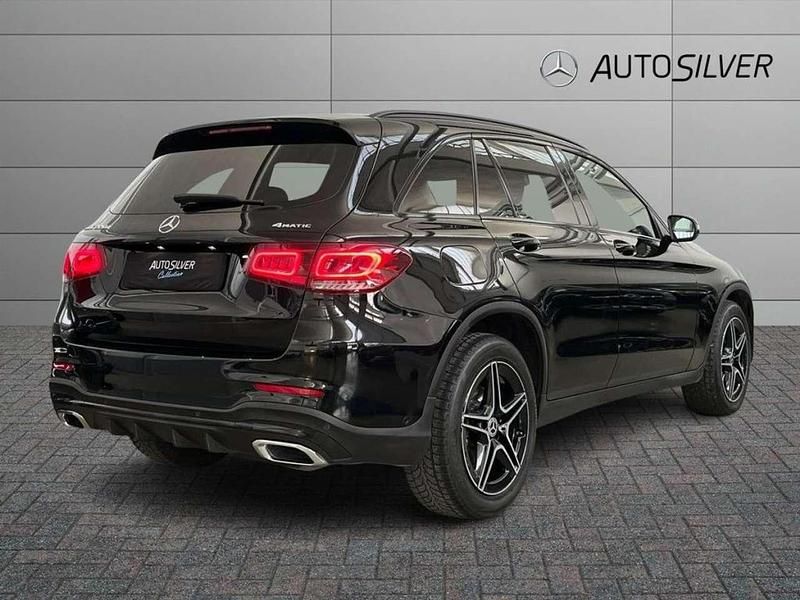 Usata Mercedes GLC220 Premium 194 CV (142 kW) 2020 Nero / pastello SUV