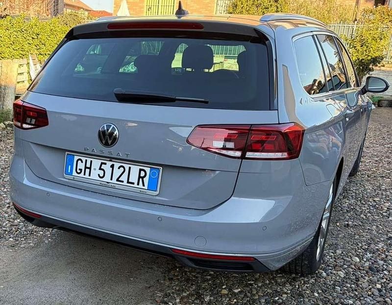 Usata VW Passat Executive 150 CV (110 kW) 2022 Station wagon