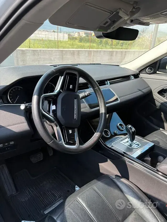 Usata Land Rover Range Rover evoque 2022 Bianco SUV
