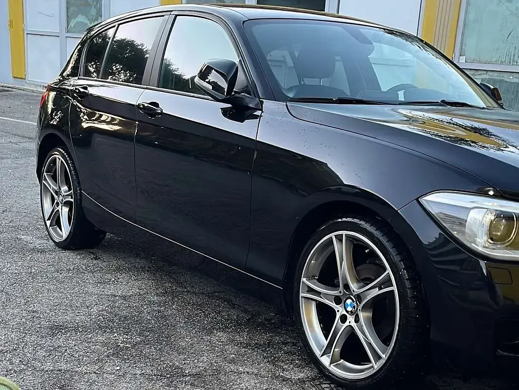 Usata BMW 114 95 CV (69 kW) 2014 Nero Utilitaria