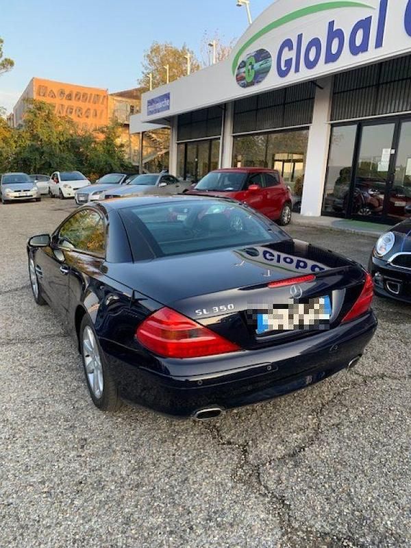Usata Mercedes SL350 245 CV (180 kW) 2006 Blu Cabrio