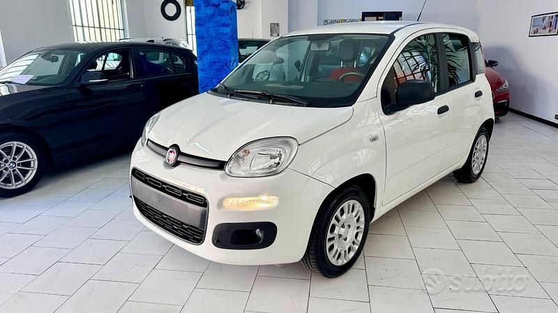 Usata Fiat Panda Lounge 69 CV (50 kW) 2017 Other Utilitaria