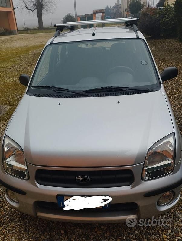 Usata Subaru Justy 2004 Grigio Utilitaria