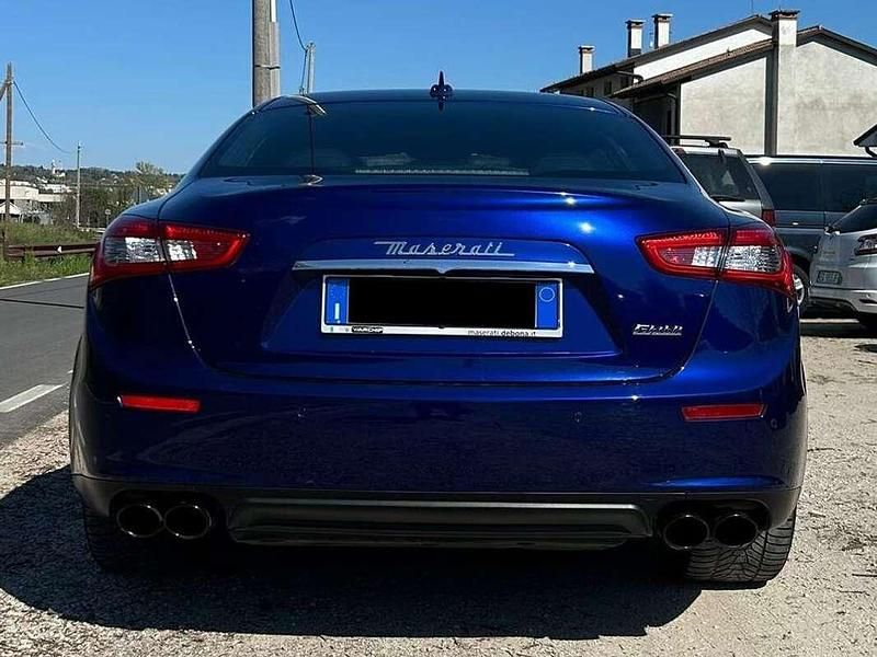 Usata Maserati Ghibli 275 CV (202 kW) 2017 Blu/azzurro Berlina