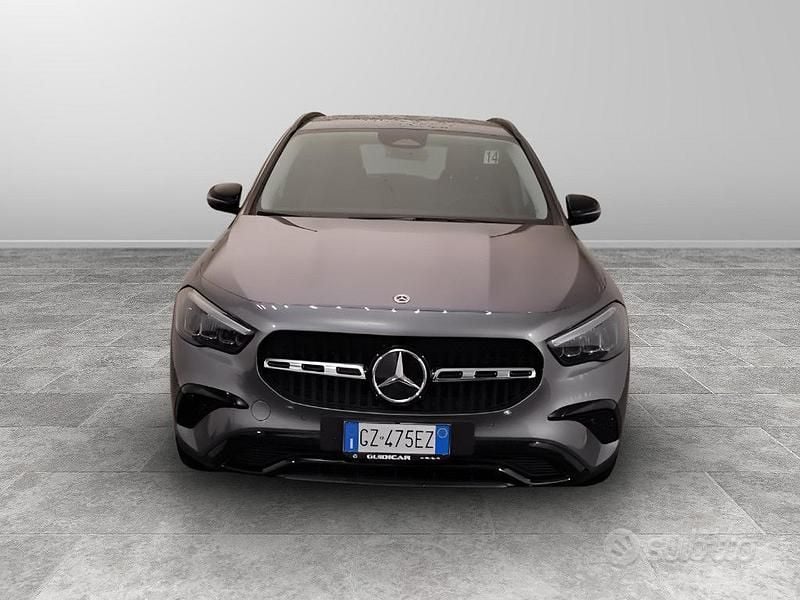 Usata Mercedes GLA200 Advanced Plus 150 CV (110 kW) 2025 Grigio SUV