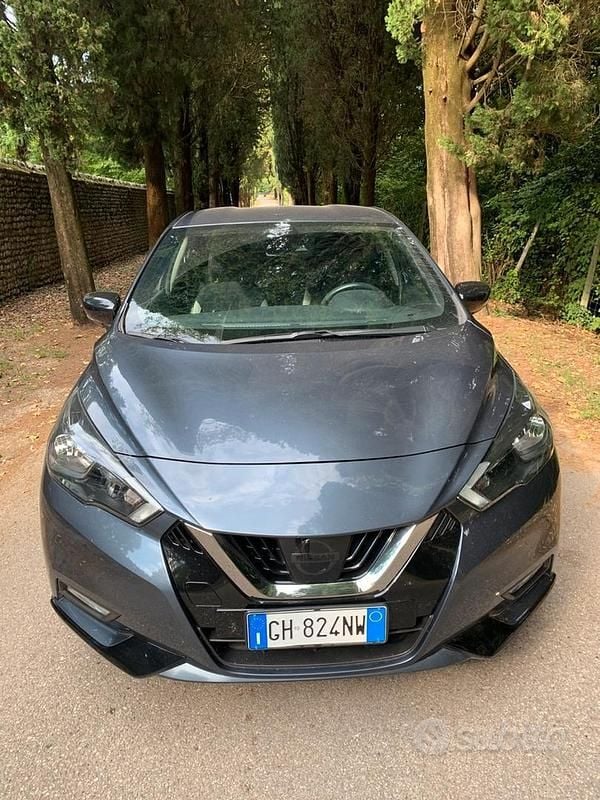 Usata Nissan Micra 92 CV (67 kW) 2022 Grigio Utilitaria