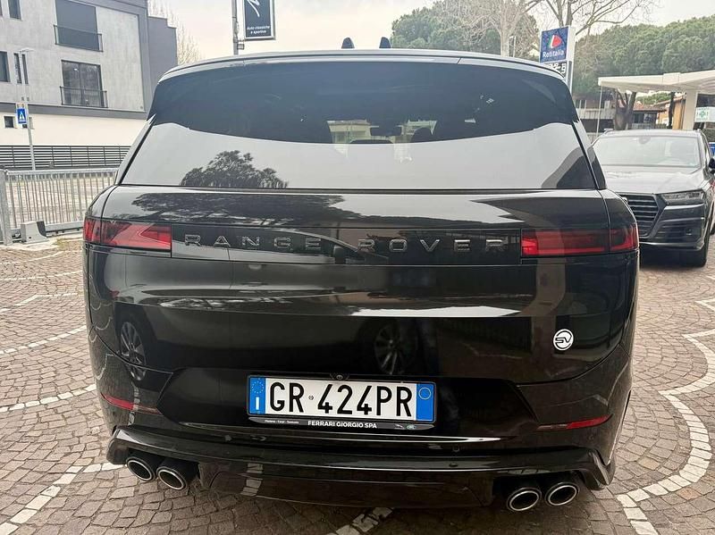 Usata Land Rover Range Rover Sport 635 CV (467 kW) 2024 Nero SUV