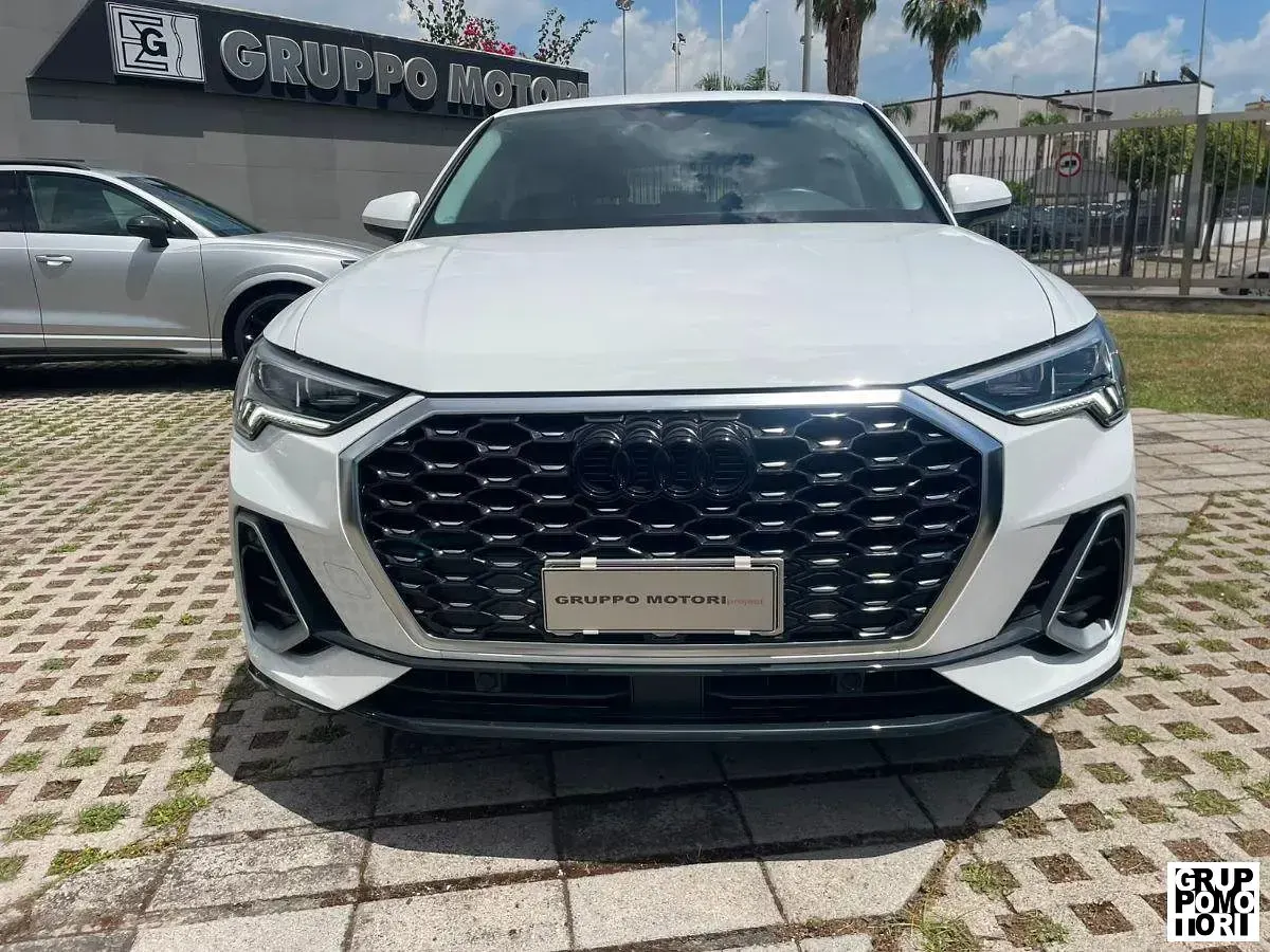 Usata Audi Q3 Sportback S-Line 150 CV (110 kW) 2021 Bianco SUV