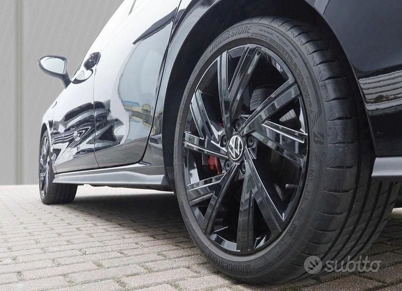 Usata VW Golf VIII GTI 245 CV (180 kW) 2024 Nero Berlina