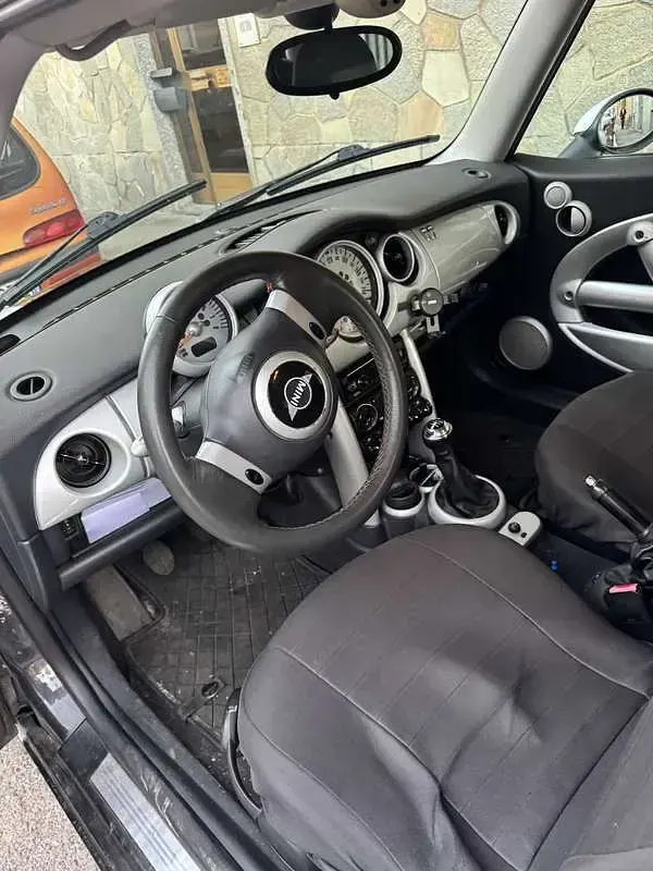Usata Mini ONE 90 CV (66 kW) 2003 Utilitaria