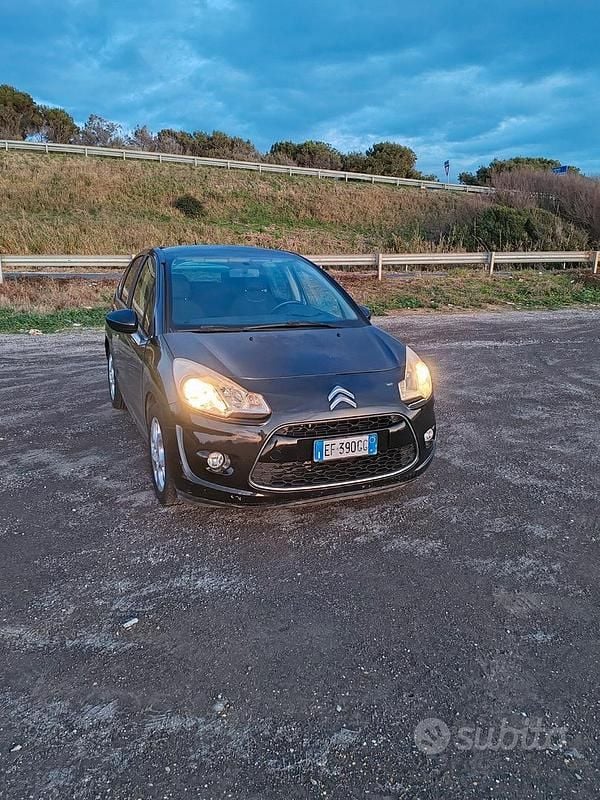 Usata Citroën C3 Exclusive 70 CV (51 kW) 2010 Nero Berlina