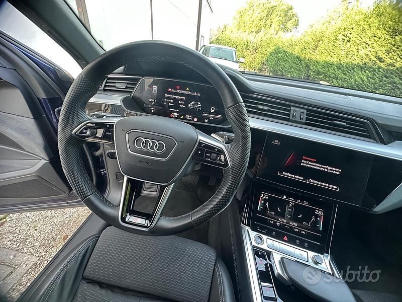 Usata Audi Q8 e-tron S-Line 300 kW (408 CV) 2022 Blu SUV