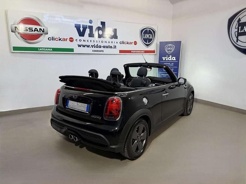 Usata Mini Cooper S Cabriolet 178 CV (130 kW) 2022 Midnight black Cabrio