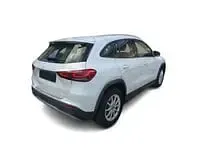 Usata Mercedes GLA180 Business 116 CV (85 kW) 2021 Bianco SUV
