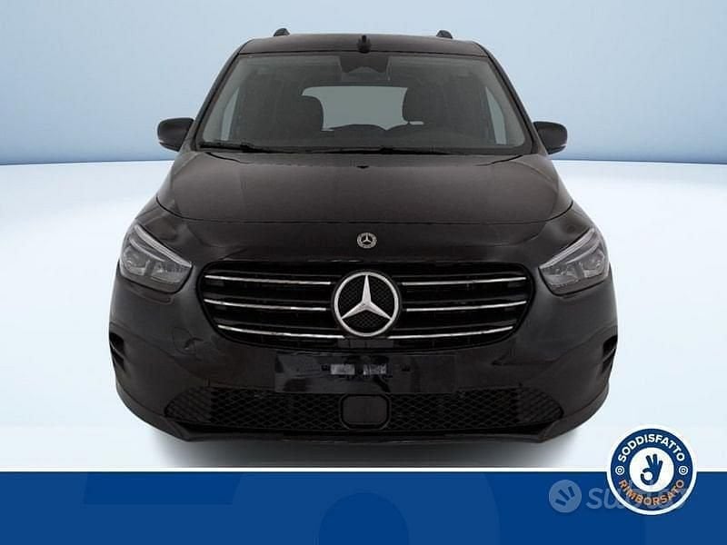 Usata Mercedes T180 2025 Nero Monovolume