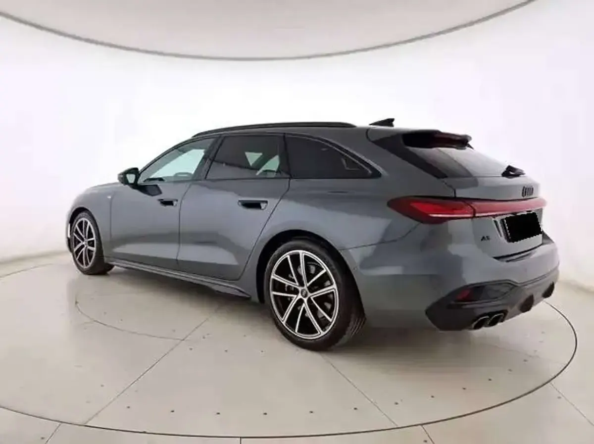 Usata Audi A5 S-Line 204 CV (150 kW) 2025 Grigio daytona Station wagon