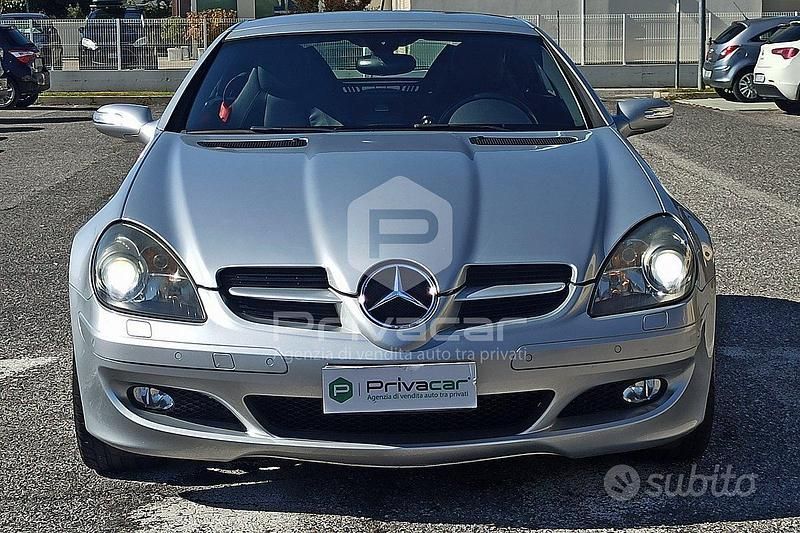 Usata Mercedes SLK200 184 CV (135 kW) 2009 Grigio Cabrio