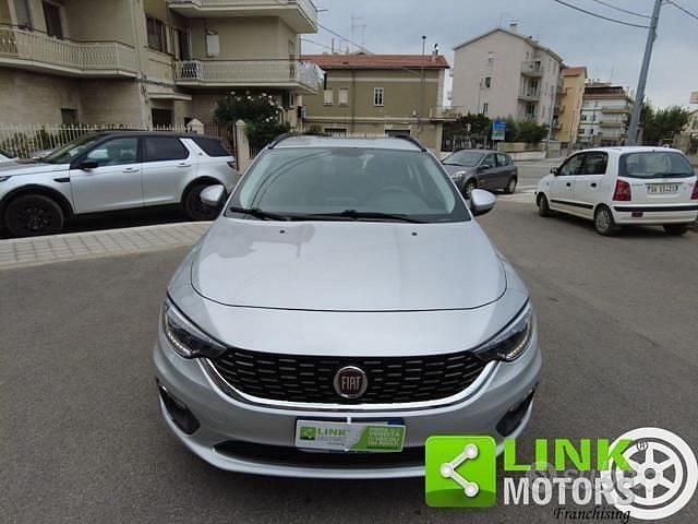 Usata Fiat Tipo Lounge 120 CV (88 kW) 2017 Grigio Station wagon