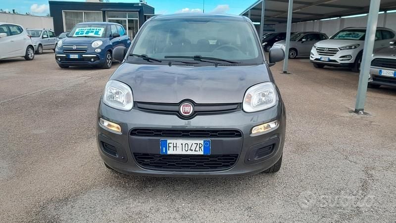 Usata Fiat Panda Easy 69 CV (50 kW) 2017 Grigio Utilitaria