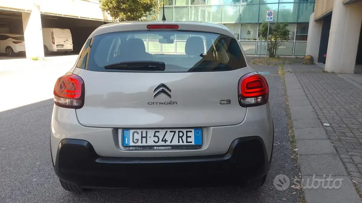 Usata Citroën C3 PureTech 83 CV (61 kW) 2022 Grigio Utilitaria