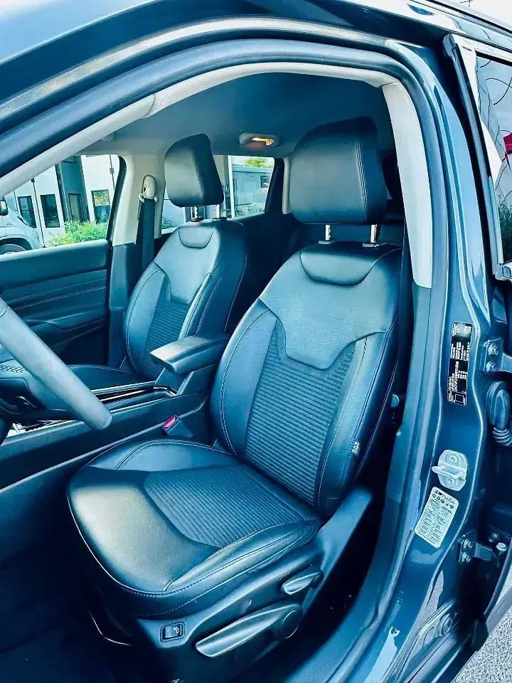 Usata Jeep Compass Limited 190 CV (139 kW) 2022 Grigio SUV