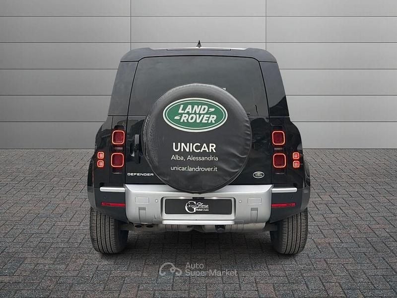 Usata Land Rover Defender SE 200 CV (147 kW) 2023 Nero SUV